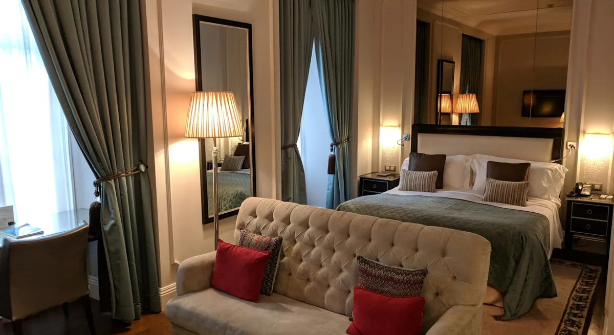 乾淨簡約的日式旅館房間